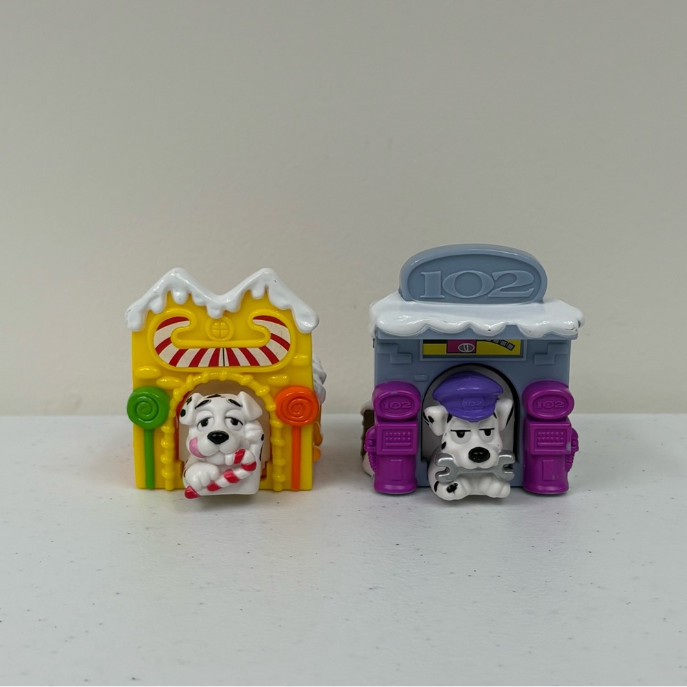 McDonalds 2000s Happy Meal Toys 102 Dalmatian Dog Houses Gas Station & Christmas